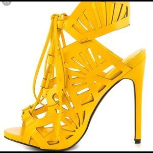 Lace up cutout heel by Privileged, sz 9, NWT/box